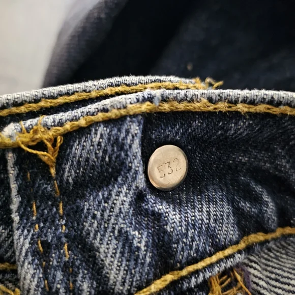 Levi's Vintage High-Rise Jeans Made in USA - Picture 9 of 9